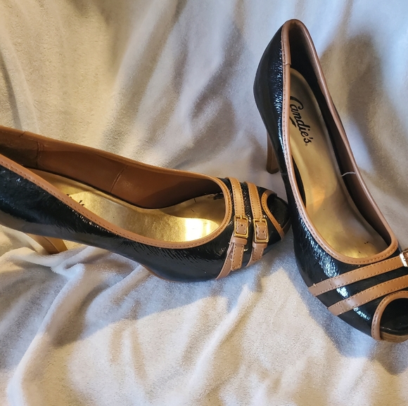 High heels - Picture 1 of 1